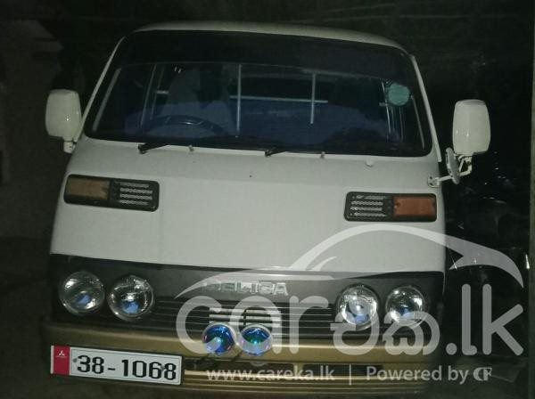 MITSUBISHI DELICA 1979