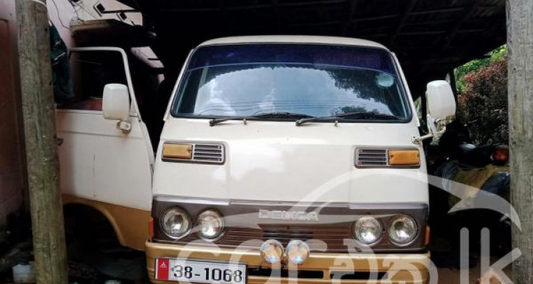 MITSUBISHI DELICA 1979