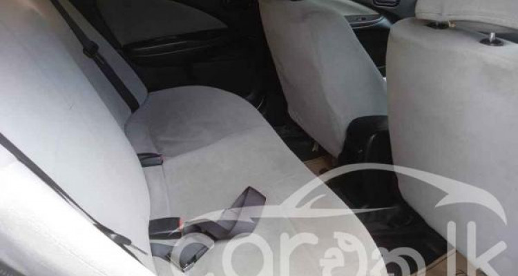 NISSAN SUNNY N17 2004