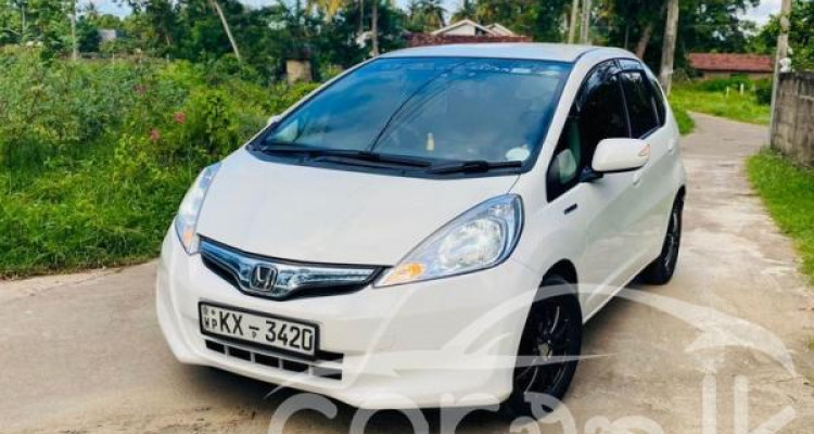HONDA FIT GP1 2012