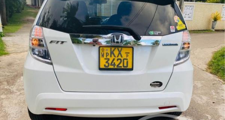 HONDA FIT GP1 2012