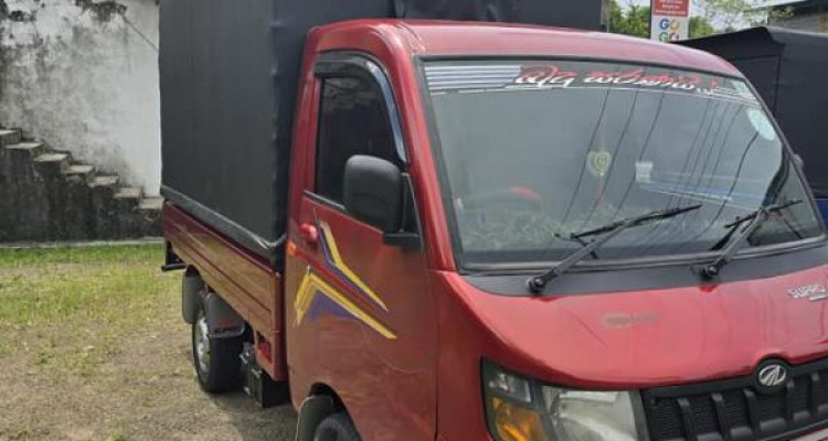 MAHINDRA SUPRO 2018
