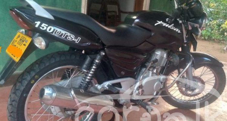 BAJAJ PULSAR 150 2003