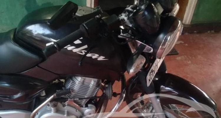 BAJAJ PULSAR 150 2003