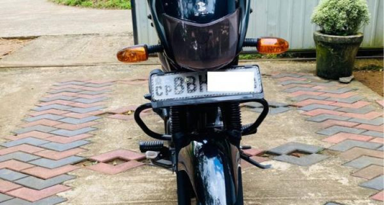 BAJAJ PLATINA 2016
