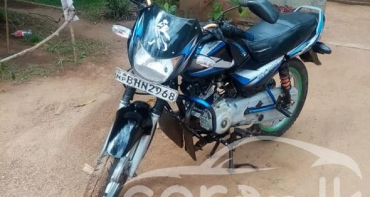 BAJAJ CT100 2018