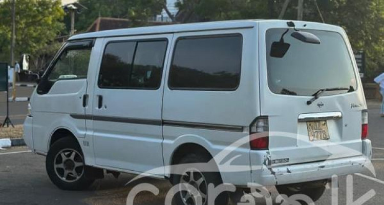 NISSAN VANETTE 2000