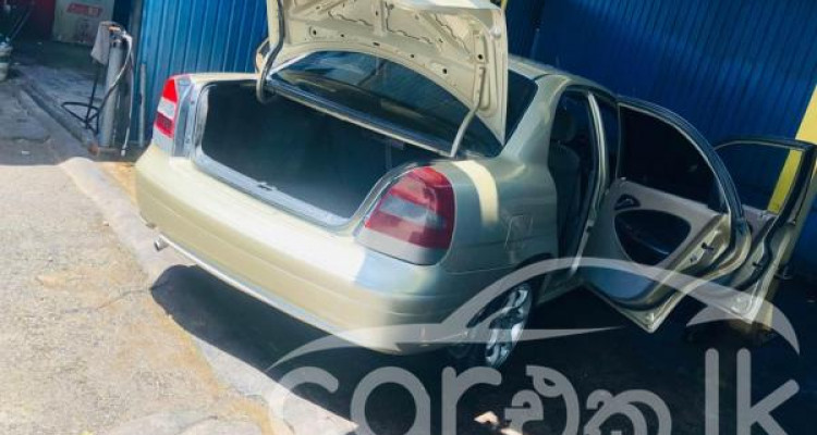 DAEWOO NUBIRA 2000