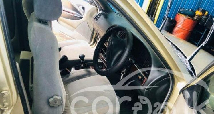 DAEWOO NUBIRA 2000