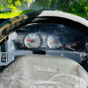 ISUZU ELF FREEZER 2010