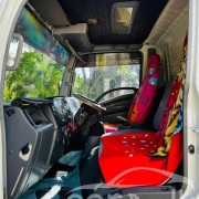 ISUZU ELF FREEZER 2010
