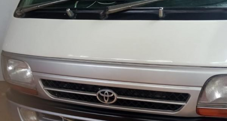 TOYOTA DOLPHIN 1998