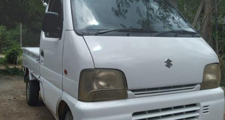SUZUKI BATTA LORRY 2000