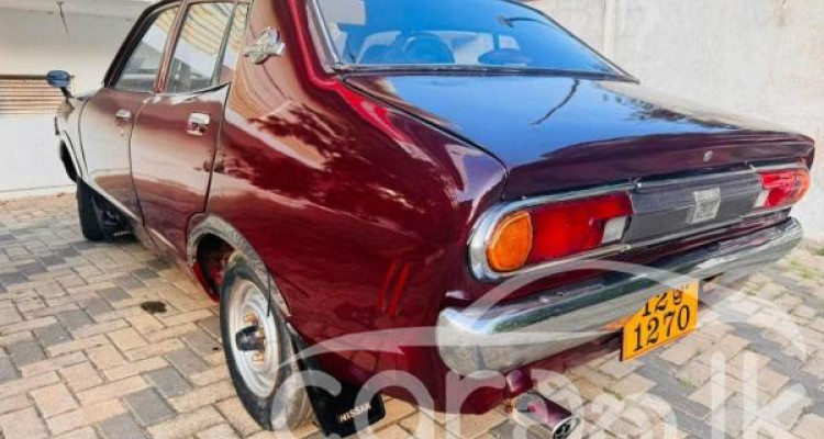 NISSAN SUNNY B211 1977