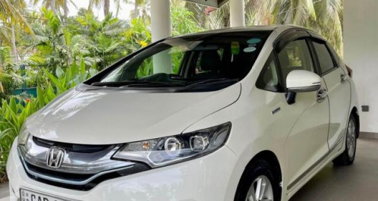 HONDA FIT GP5 2014
