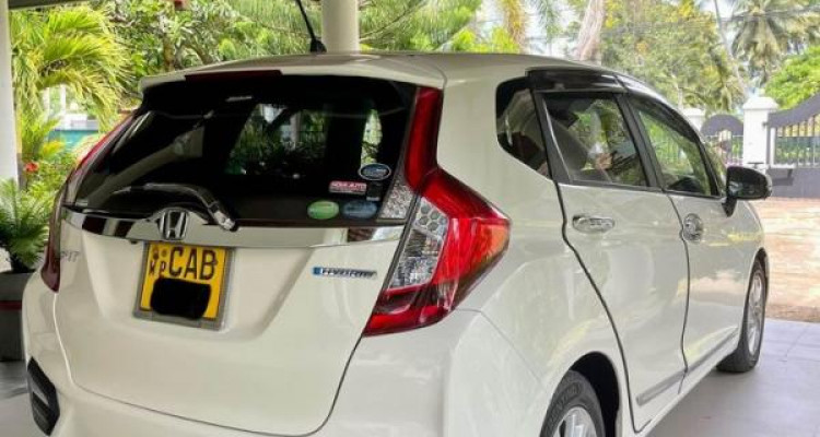 HONDA FIT GP5 2014