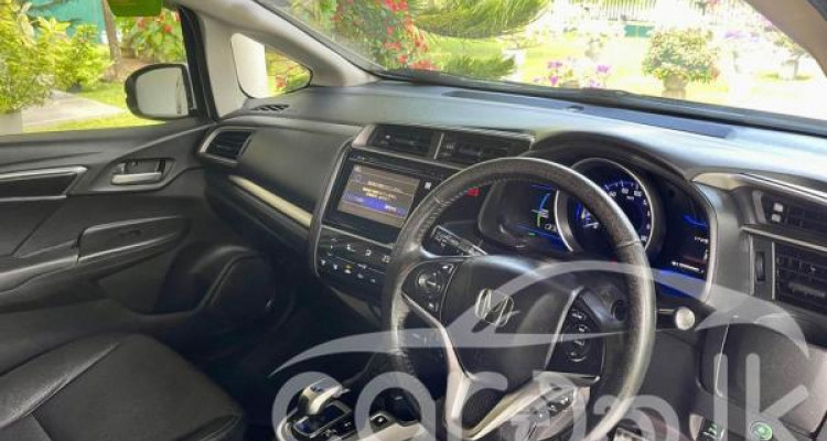 HONDA FIT GP5 2014