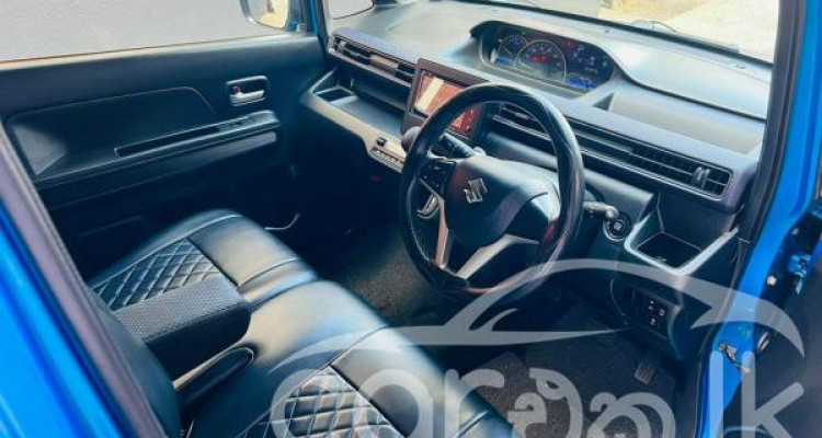 SUZUKI WAGON R FZ 2017