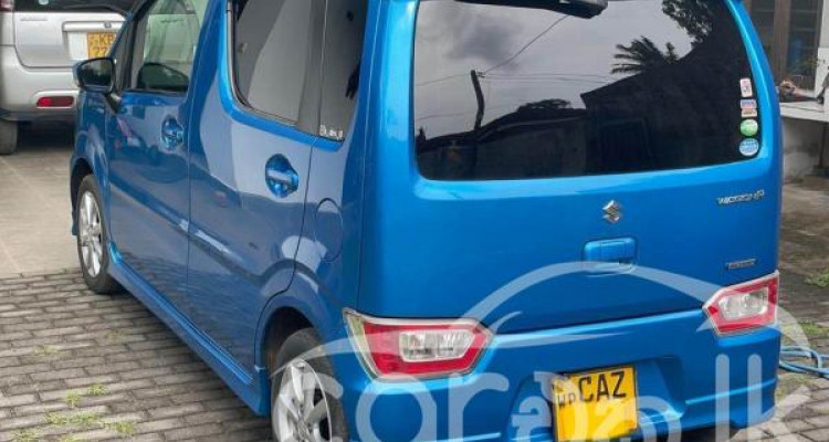 SUZUKI WAGON R FZ 2017
