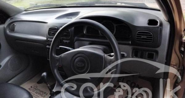 KIA RIO 2002