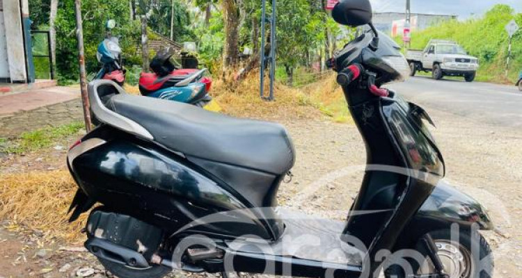 HONDA ACTIVA 2012