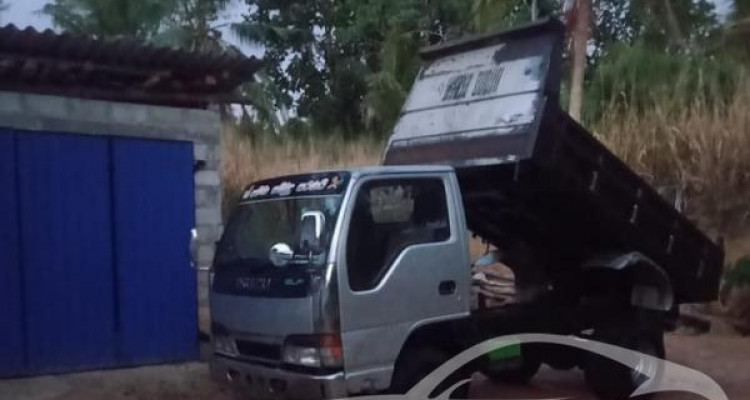 ISUZU ELF 1985
