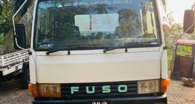 MITSUBISHI FUSO 1980