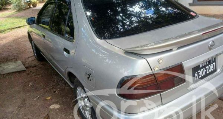 NISSAN SUNNY 1996