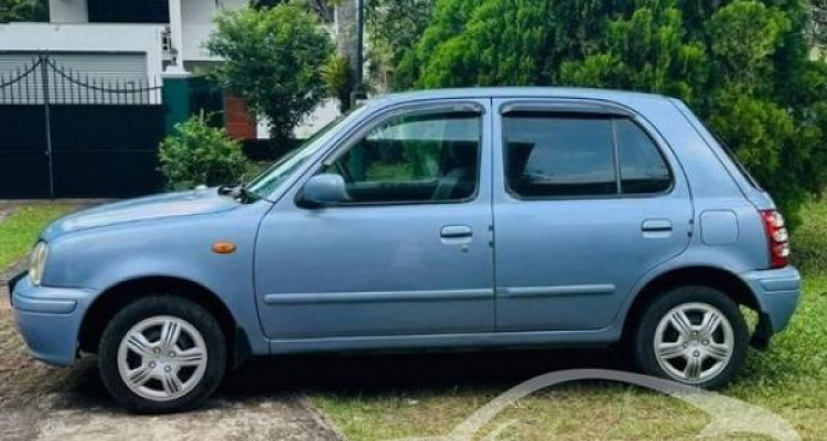 NISSAN MARCH K11 2001