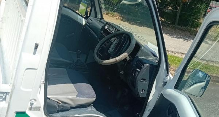 SUBARU SAMBAR 2003