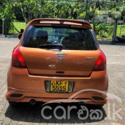 SUZUKI SWIFT 2004