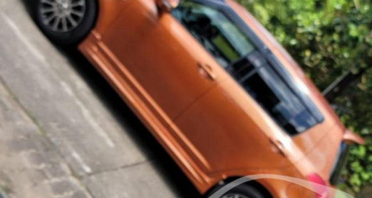 SUZUKI SWIFT 2004