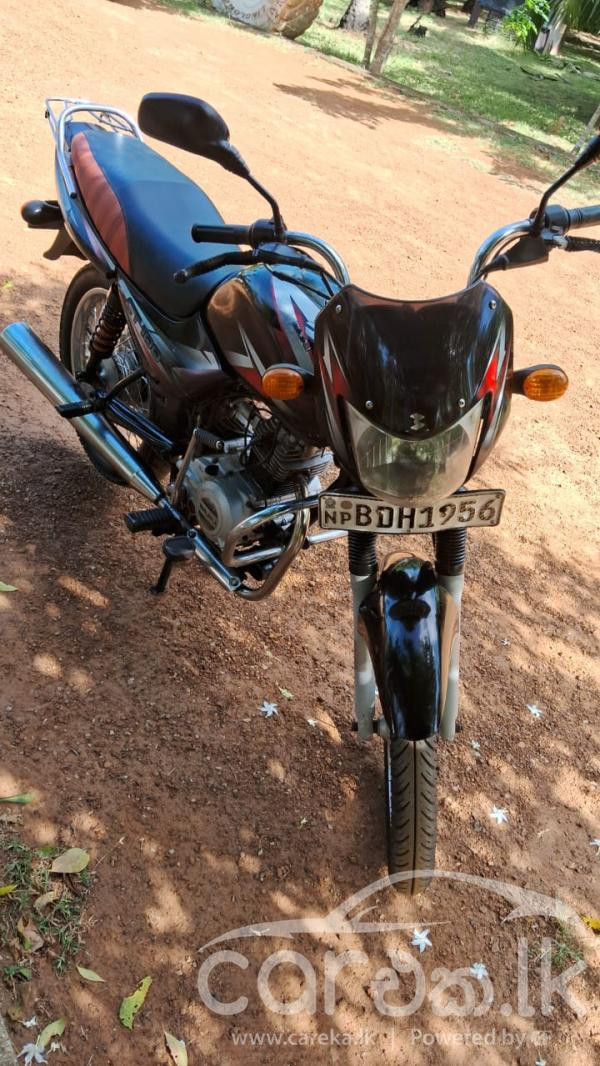 BAJAJ CT100 2015