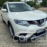 NISSAN X TRAIL 2015