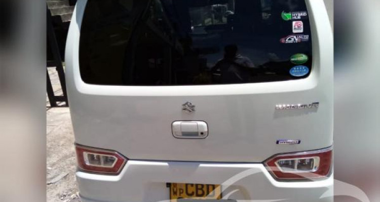 SUZUKI WAGON R FZ 2018