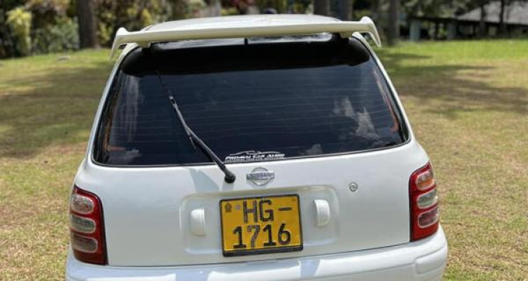 NISSAN MARCH K11 2002