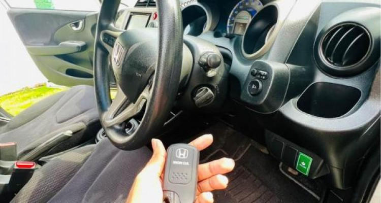 HONDA FIT GP1 2011