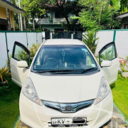 HONDA FIT GP1 2011