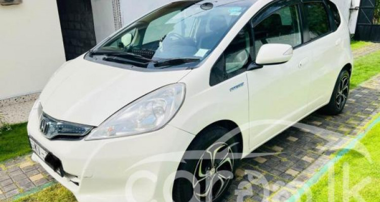 HONDA FIT GP1 2011