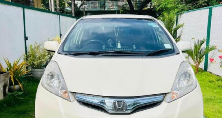 HONDA FIT GP1 2011