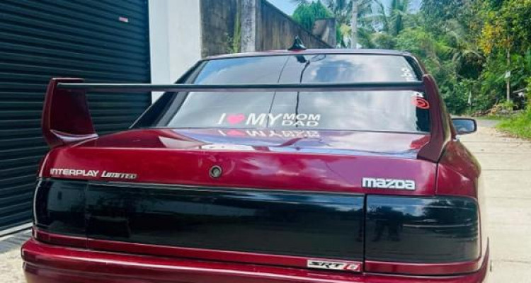 MAZDA FAMILIA 1994
