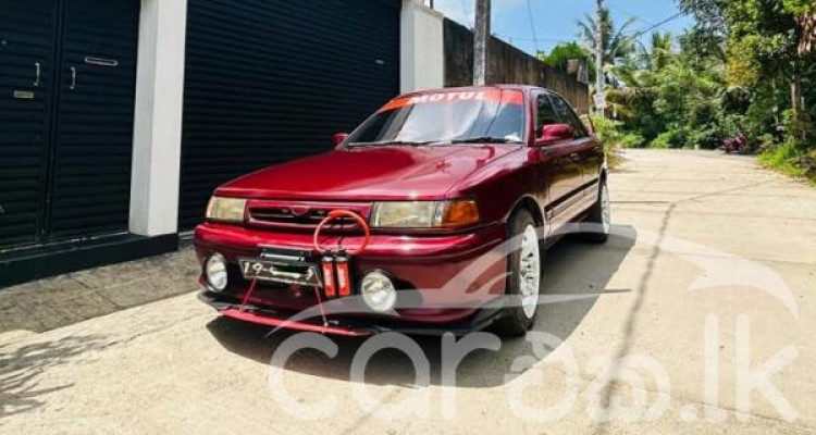 MAZDA FAMILIA 1994