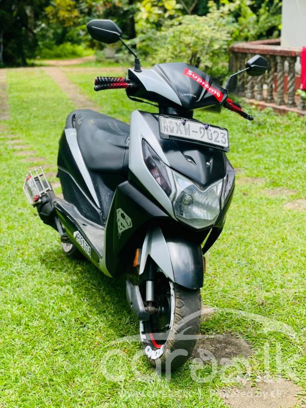 HONDA DIO 2013