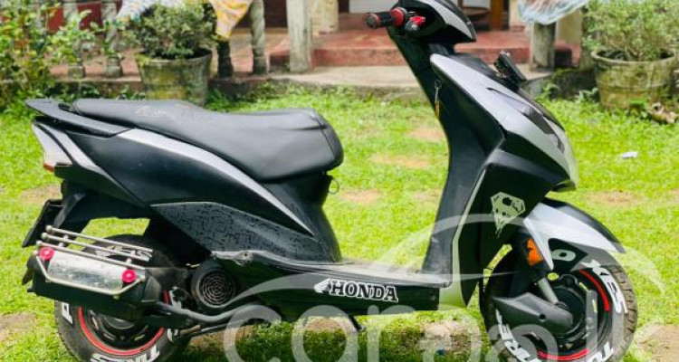 HONDA DIO 2013
