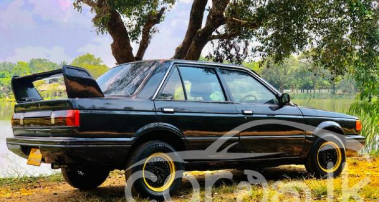 NISSAN SUNNY 1989