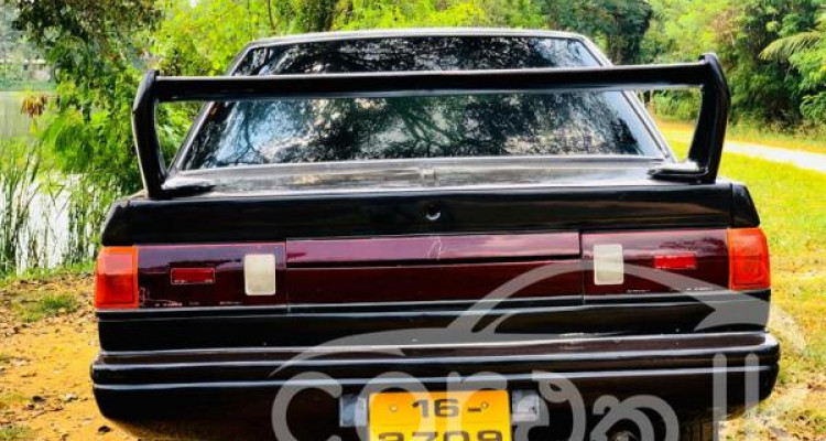 NISSAN SUNNY 1989