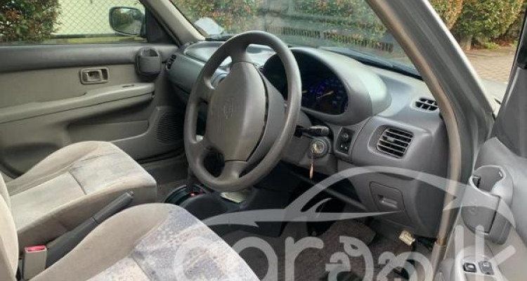 NISSAN MARCH K11 2001
