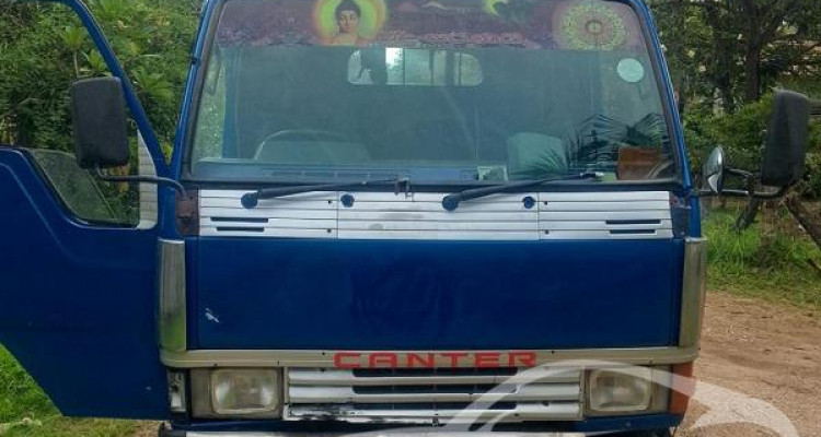 MITSUBISHI CANTER 1990