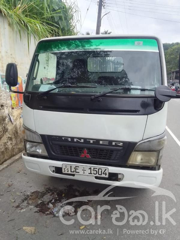 MITSUBISHI CANTER 2003