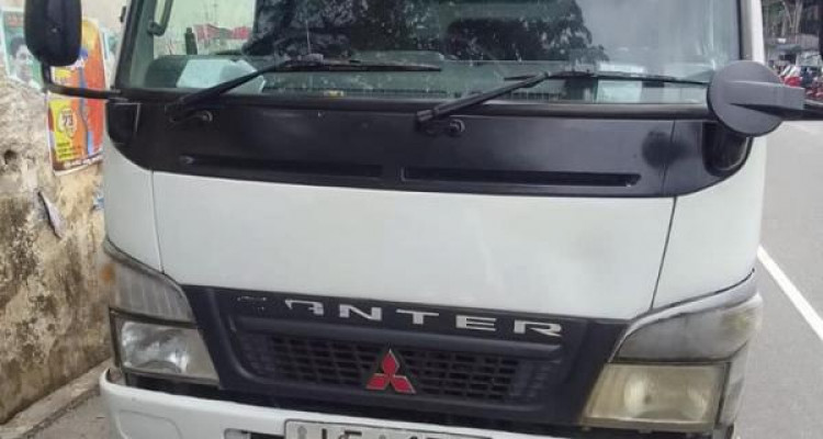 MITSUBISHI CANTER 2003